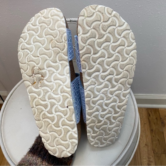 Birkenstock Blue Iridescent Scale Print - Picture 5 of 5